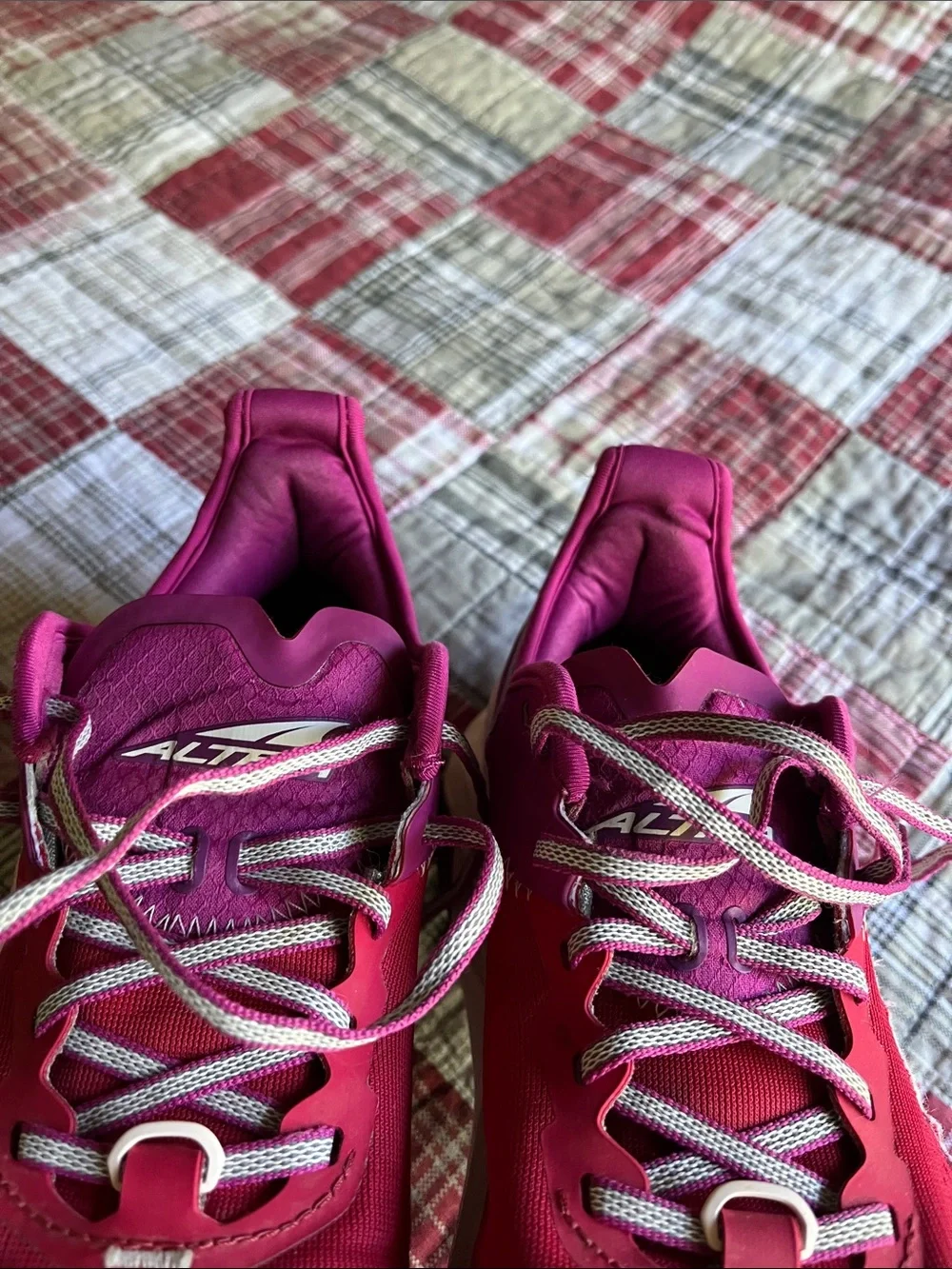 Altra Women's Pink and Magenta Running Shoes